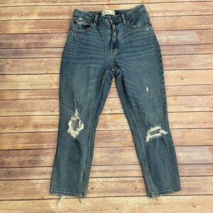 Abercrombie & Fitch Short A&F Mom Jeans High Rise Distressed Medium Wash
